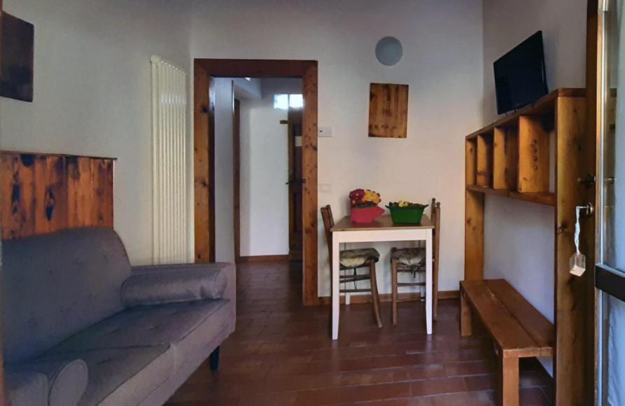 Гостевой дом Country House Ca' Vernaccia Урбино Экстерьер фото