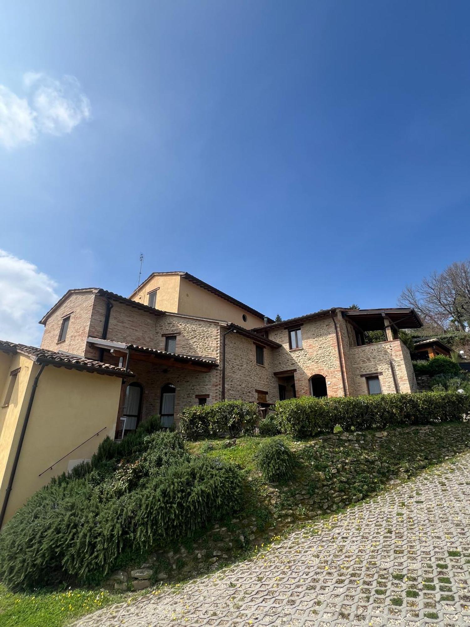 Гостевой дом Country House Ca' Vernaccia Урбино Экстерьер фото